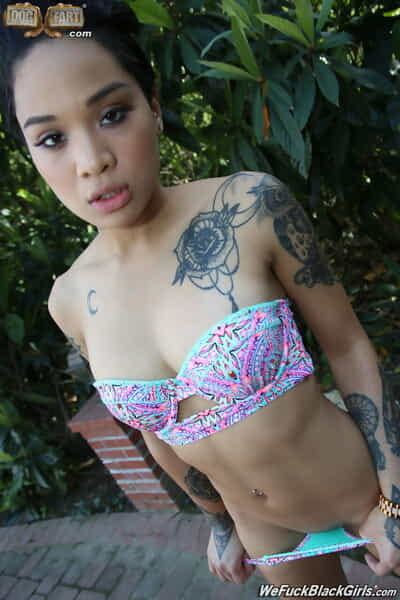 Incredible angel with a hot tattooed body Honey Gold having banging by the pool