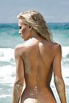 Blonde Katia dede zeigt Ihr Atemberaubende suchen Nackt Körper