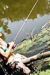 بيكيني فتاة الصيد