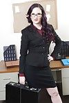 office 섹시한중년여성 에 안경 캐롤라인 찌르기 보 사진 여자 에 쟁기