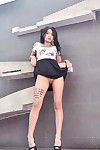 latina cutie Mara baring bonito apple fondos de y tentador selfies de Tatuado Cuerpo