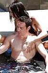 outdoor Sex bei die Pool features Brünette Küken Brandy Aniston