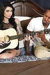 Team Bromance was eliminated and the contestants were sent to bed by boss bitch Joanna Hotty and her partner Mr. Small Hands to get some rest. Jordyn Shane was alone strumming her guitar when Jon Jon broke through the room and asked to borrow her tuner - 