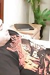 ग्लैमरस लैटिन देश की पॉर्न स्टार गैब्रिएला फोर्ड दे एक मुख-मैथुन में स्पैन्डेक्स पैंट
