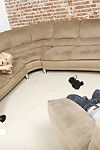 Cindy Lou duerme Con Negro chico en Frente de su marido en DogFart