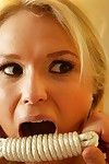 teen porno Star Natalia Schurke tut hardcore Demütigung Video