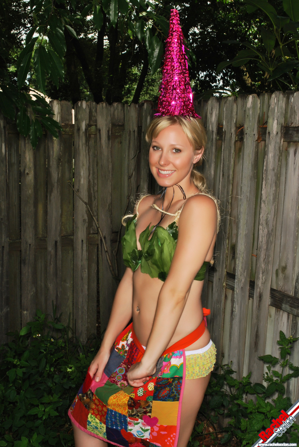 Rachel sexton is gnome alone erotic dancing in the yard