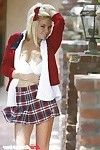 Amateur high school wench fucked in asshole outdoors